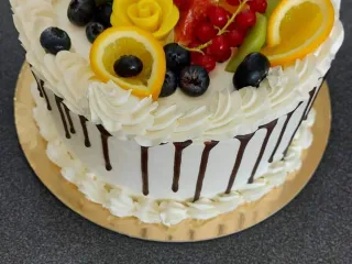 K&ouml;nnyed citrusos d&iacute;sztorta