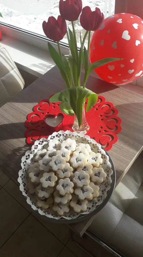 Linzer sz&iacute;v alak&uacute; mint&aacute;val