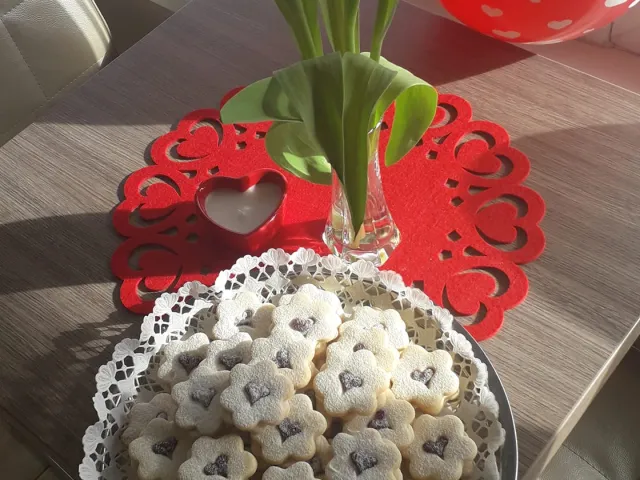 Linzer sz&iacute;v alak&uacute; mint&aacute;val