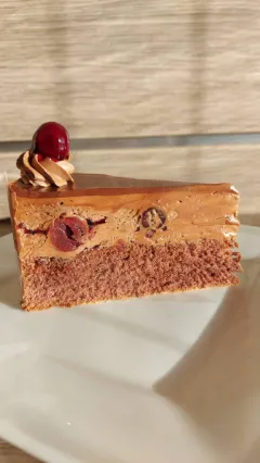 L&uacute;dl&aacute;b torta