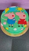 Marcip&aacute;n bevonatos Peppa malac torta