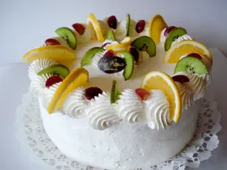 Oroszkr&eacute;m torta